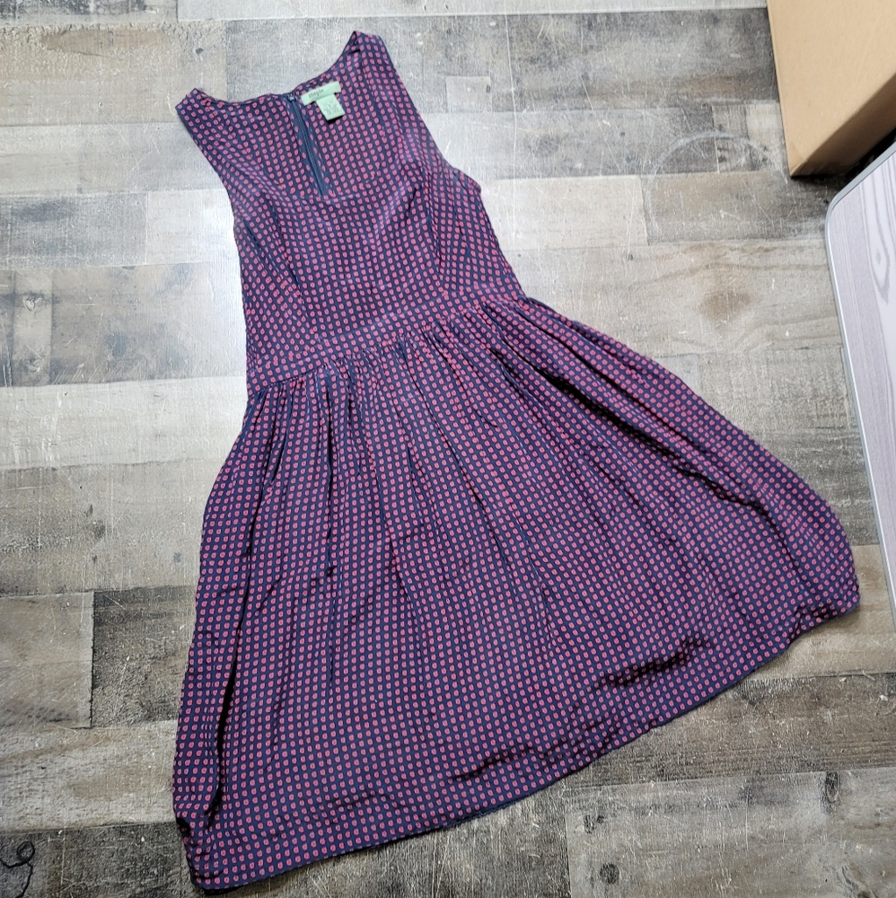 Sleeveless Purple Printed Midi Dress with Gathered Skirt